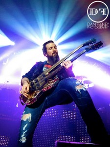 Bumblefoot photo by Dan Feeney